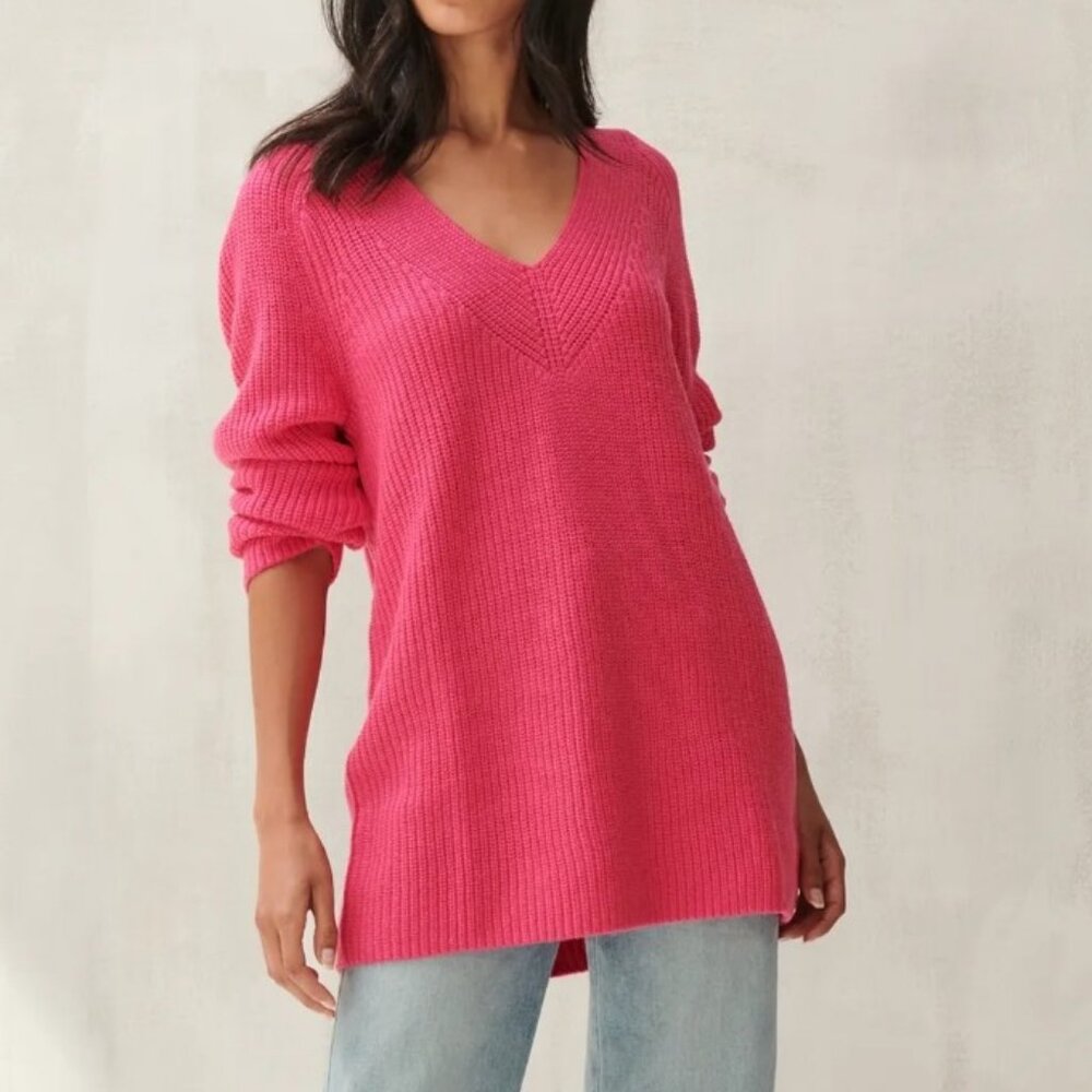 Lucky Brand Women’s Bold Barbie Hot Pink Long Sleeve V-Neck Pullover Sweater - L